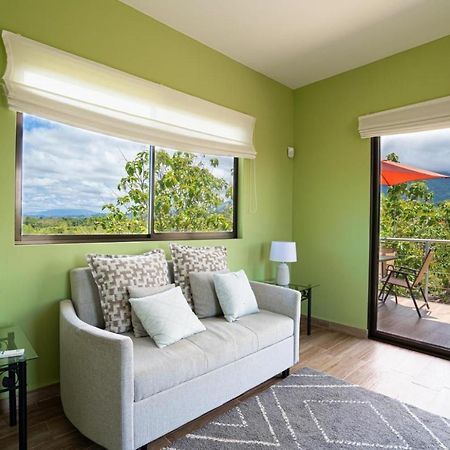Villa Kiskadee - Beautiful Mountain Views With Private Pool Кепос Екстер'єр фото